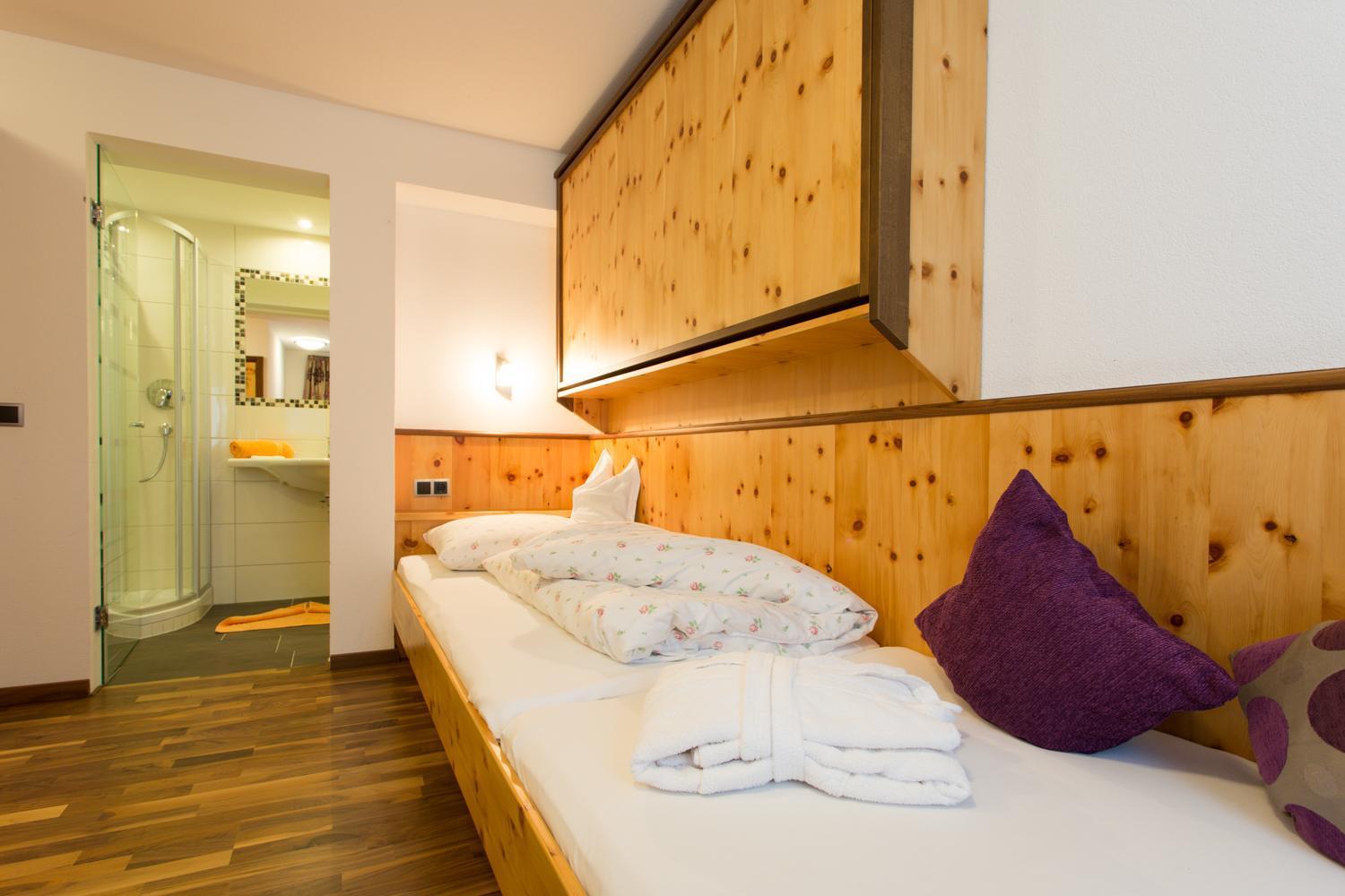 Alpenresidenz Ballunspitze Galtür Zimmer foto